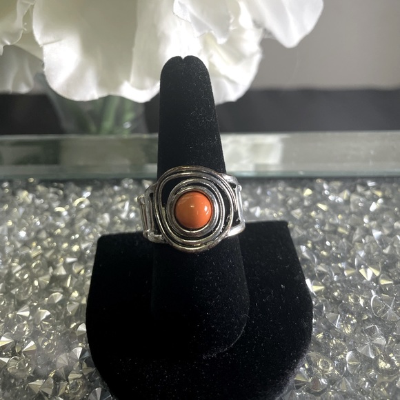 Paparazzi Ring - Picture 1 of 2